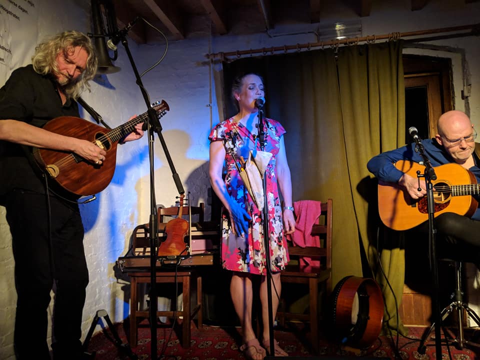 Helen FLAHERTY & BAND